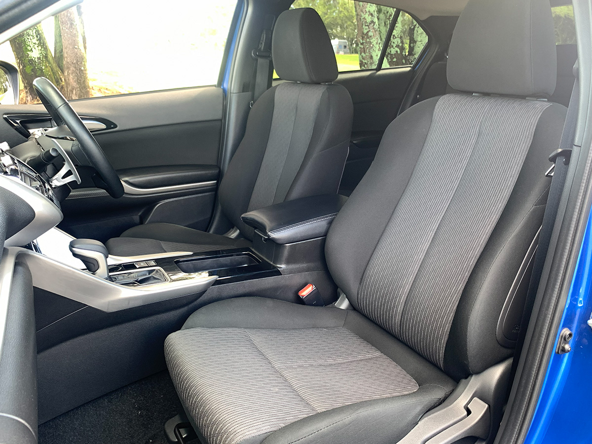 2023 Mitsubishi Eclipse Cross XLS 2WD