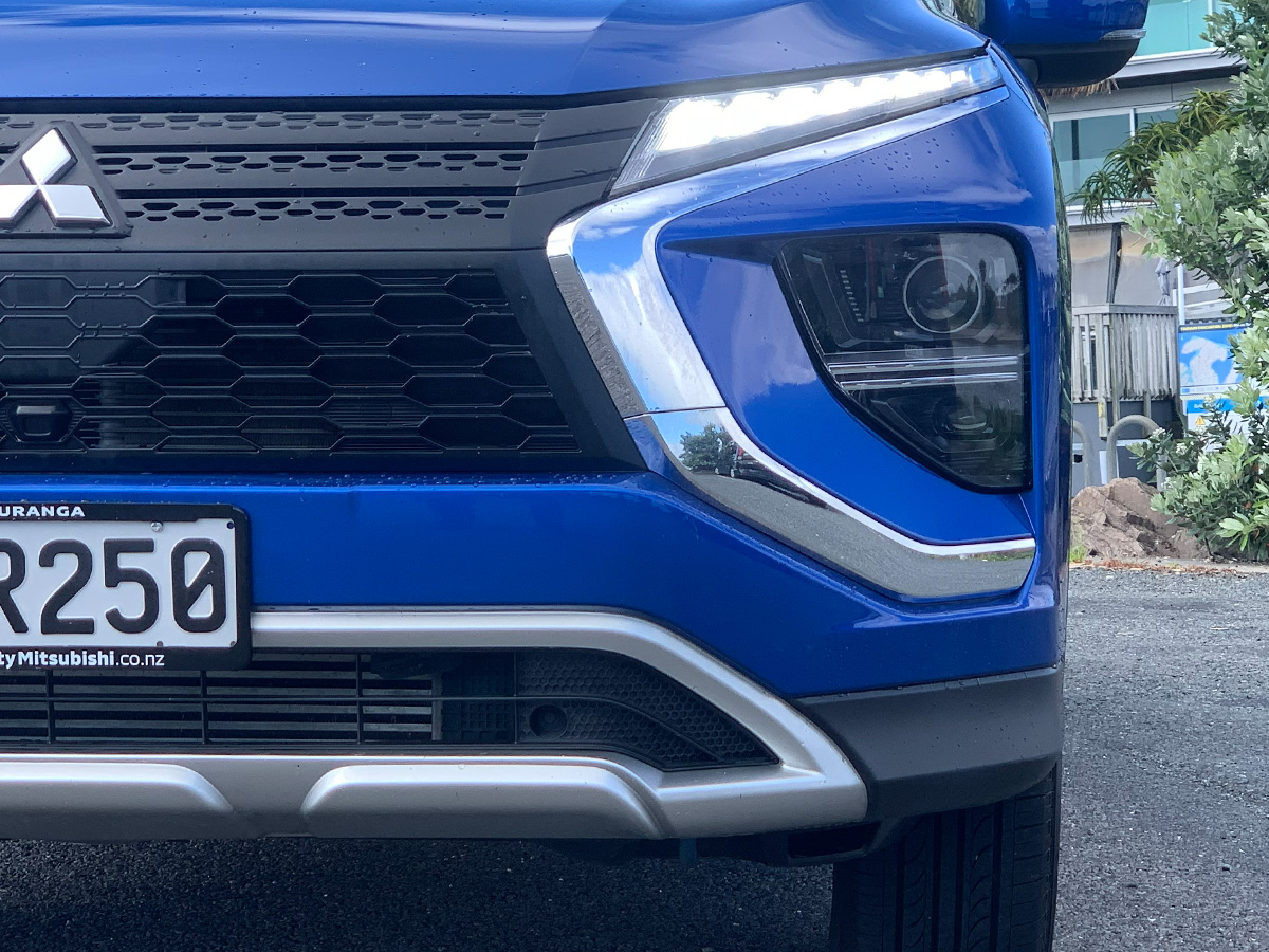 2023 Mitsubishi Eclipse Cross XLS 2WD