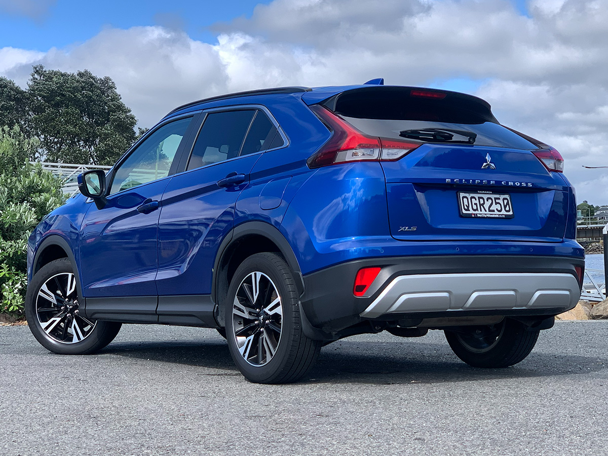 2023 Mitsubishi Eclipse Cross XLS 2WD