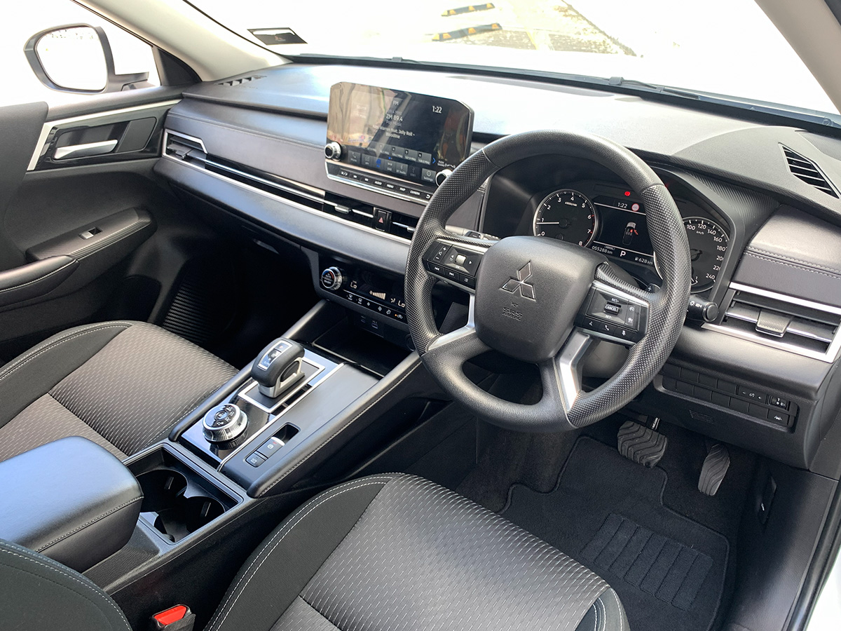 2023 Mitsubishi Outlander LS 2WD 2.5L Petrol Auto