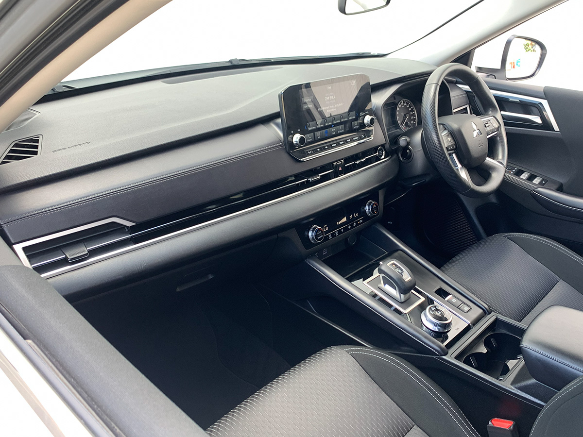 2023 Mitsubishi Outlander LS 2WD 2.5L Petrol Auto