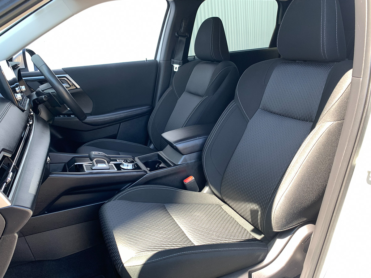 2023 Mitsubishi Outlander LS 2WD 2.5L Petrol Auto