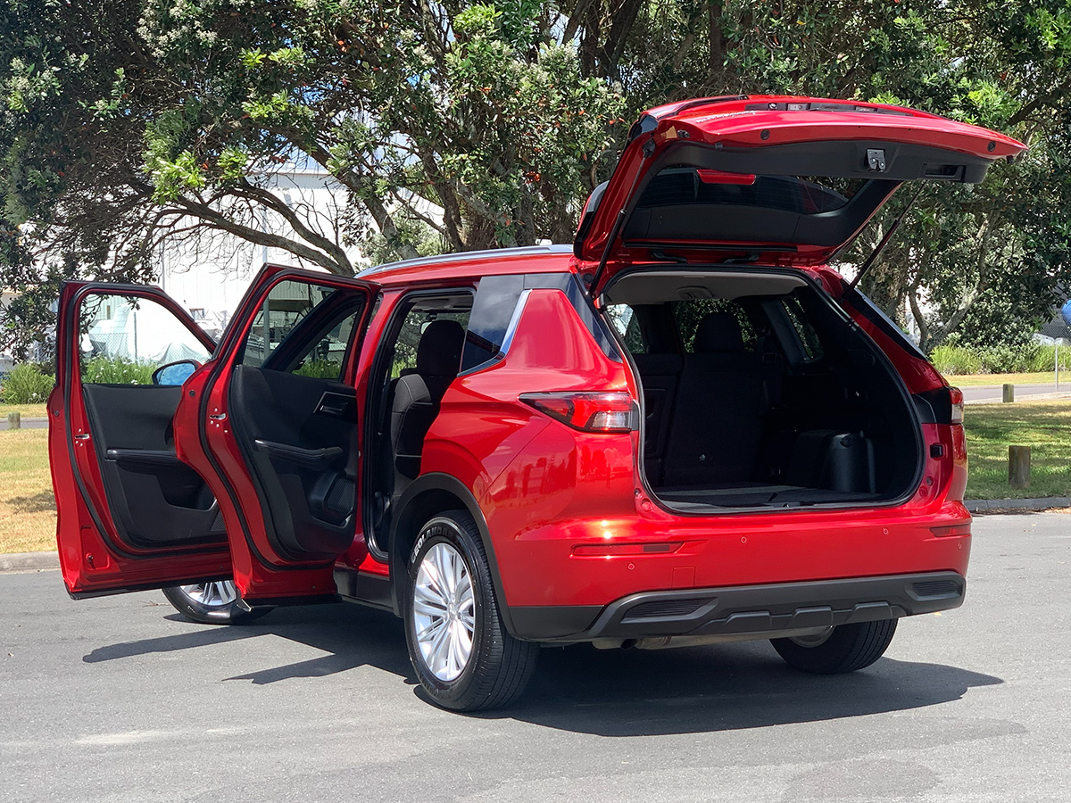 2023 Mitsubishi Outlander LS 2WD 2.5L Petrol Auto