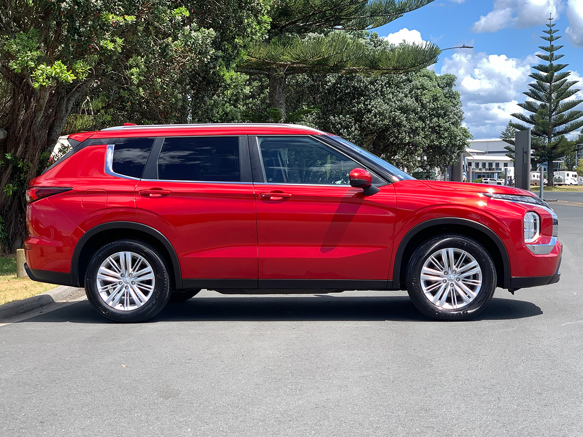 2023 Mitsubishi Outlander LS 2WD 2.5L Petrol Auto