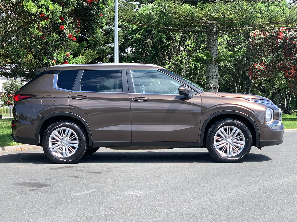 2023 Mitsubishi Outlander LS 2WD 2.5L Petrol Auto