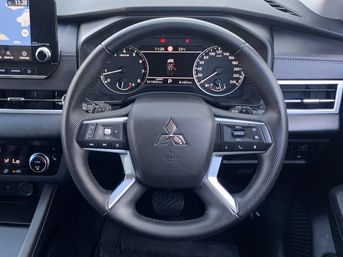 2024 Mitsubishi Outlander XLS 2WD 7 Seater