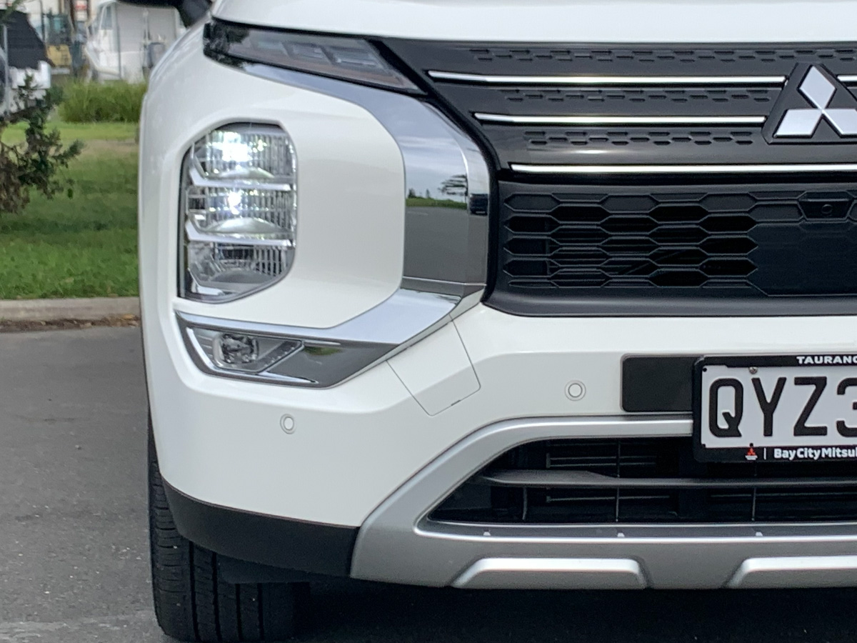 2024 Mitsubishi Outlander XLS 4WD 7 Seater 2.5L Petrol Auto