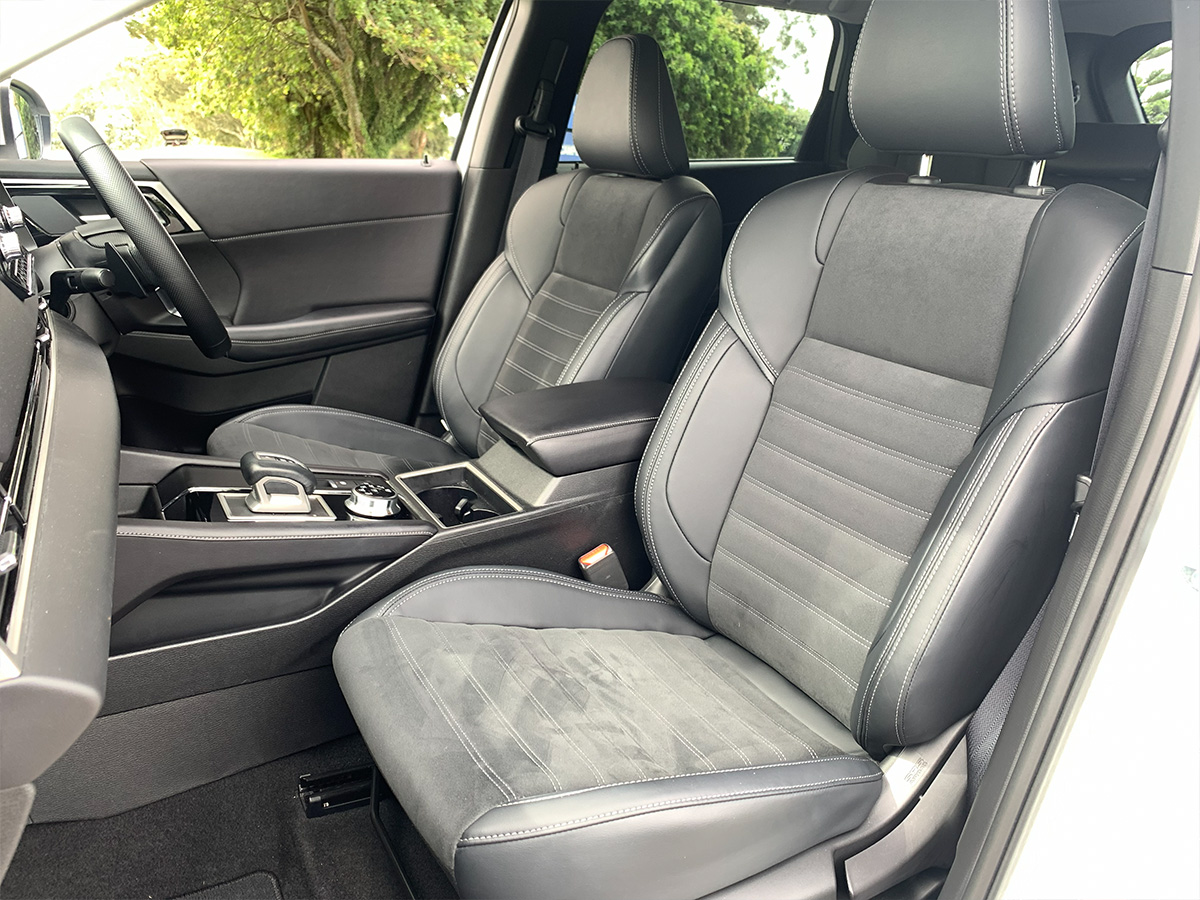 2024 Mitsubishi Outlander XLS 4WD 7 Seater 2.5L Petrol Auto