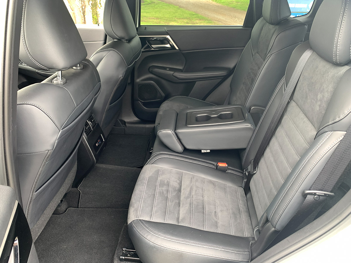 2024 Mitsubishi Outlander XLS 4WD 7 Seater 2.5L Petrol Auto