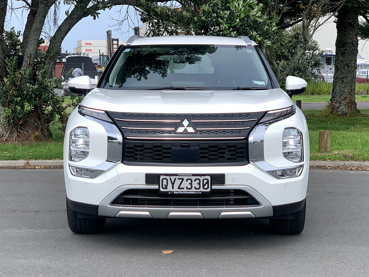 2024 Mitsubishi Outlander XLS 4WD 7 Seater 2.5L Petrol Auto