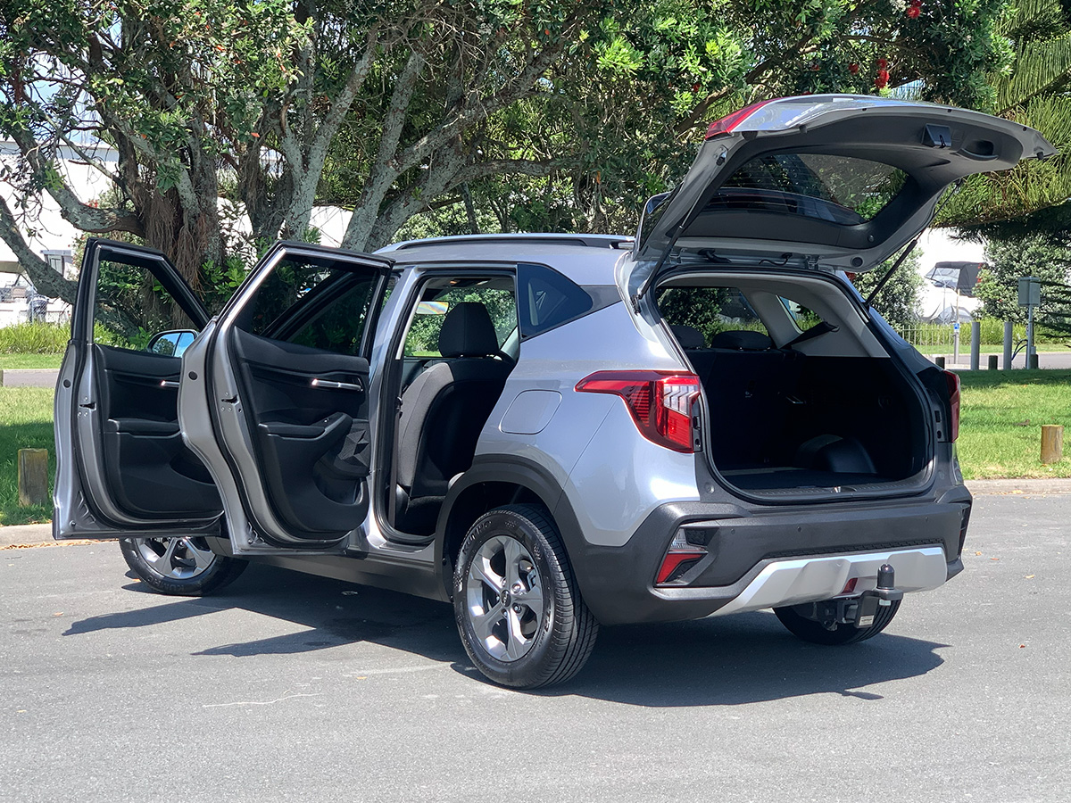 2025 Kia Seltos LX 2.0L Petrol