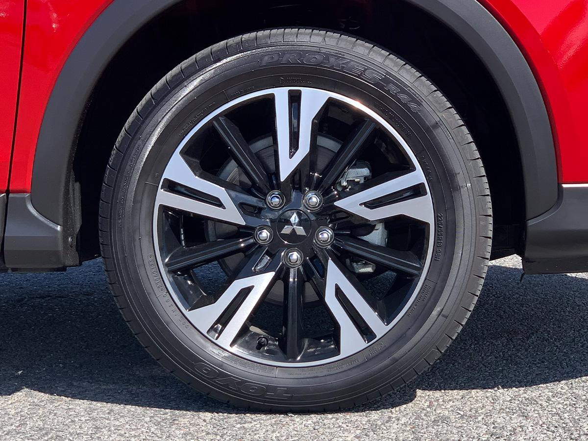 2025 Mitsubishi Eclipse Cross XLS 2WD