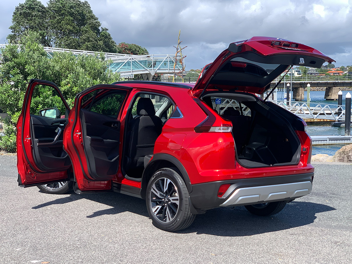 2025 Mitsubishi Eclipse Cross XLS 2WD