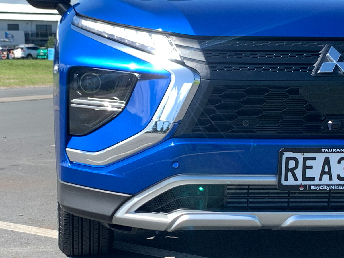 2025 Mitsubishi Eclipse Cross XLS 2WD