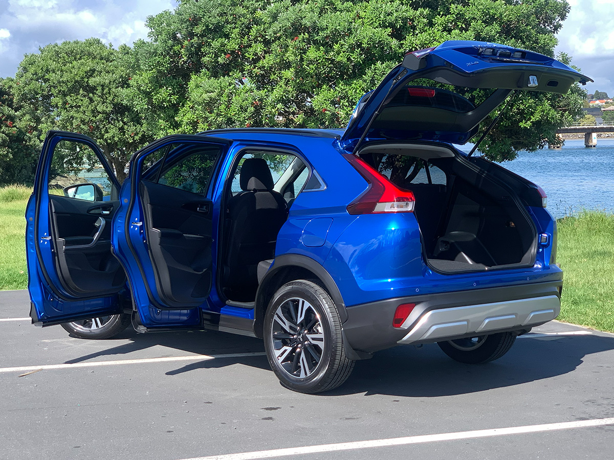 2025 Mitsubishi Eclipse Cross XLS 2WD