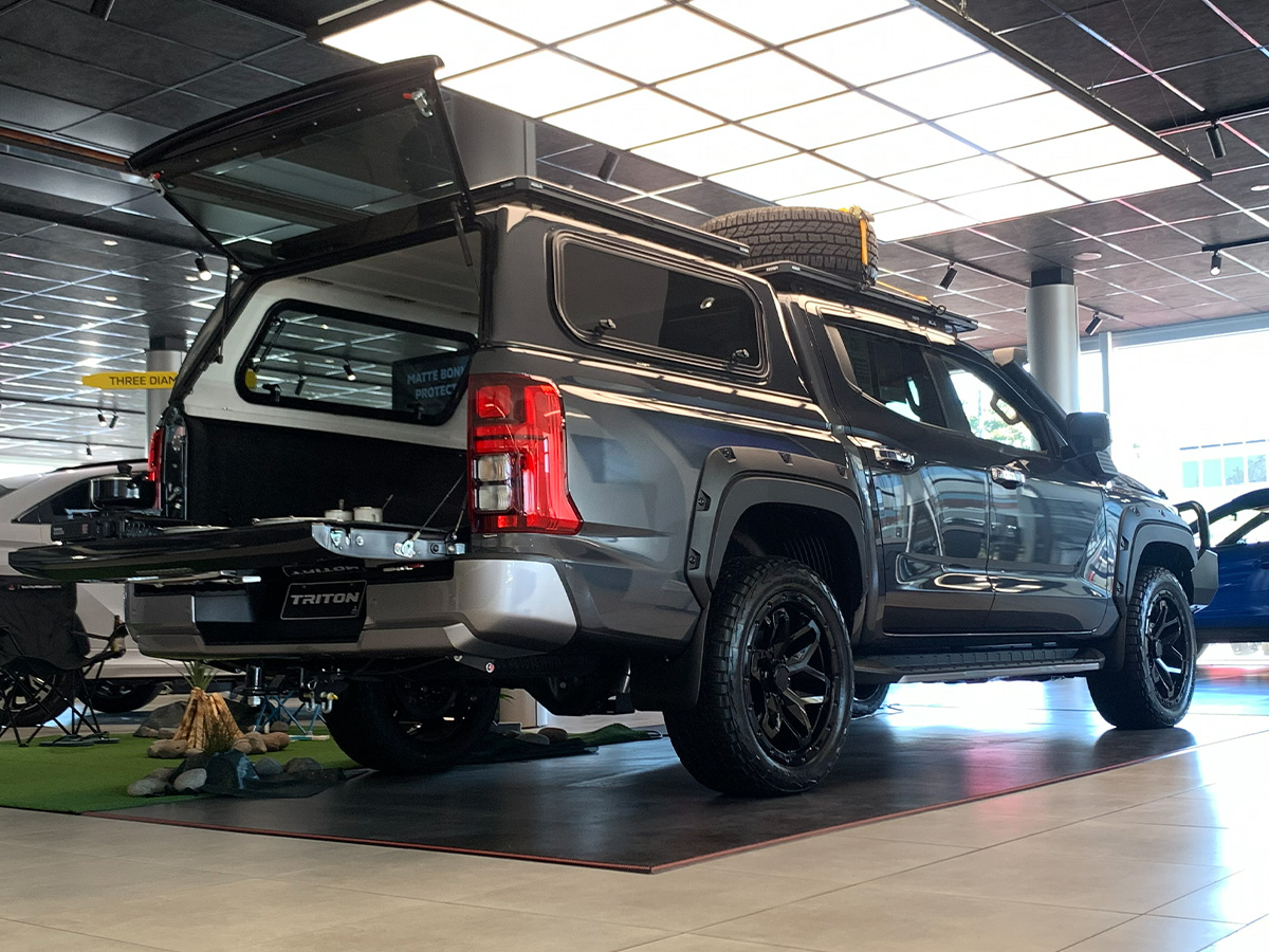 2025 Mitsubishi Triton GLXR 4WD 2.4L Bi-Turbo Diesel 6 Speed Auto