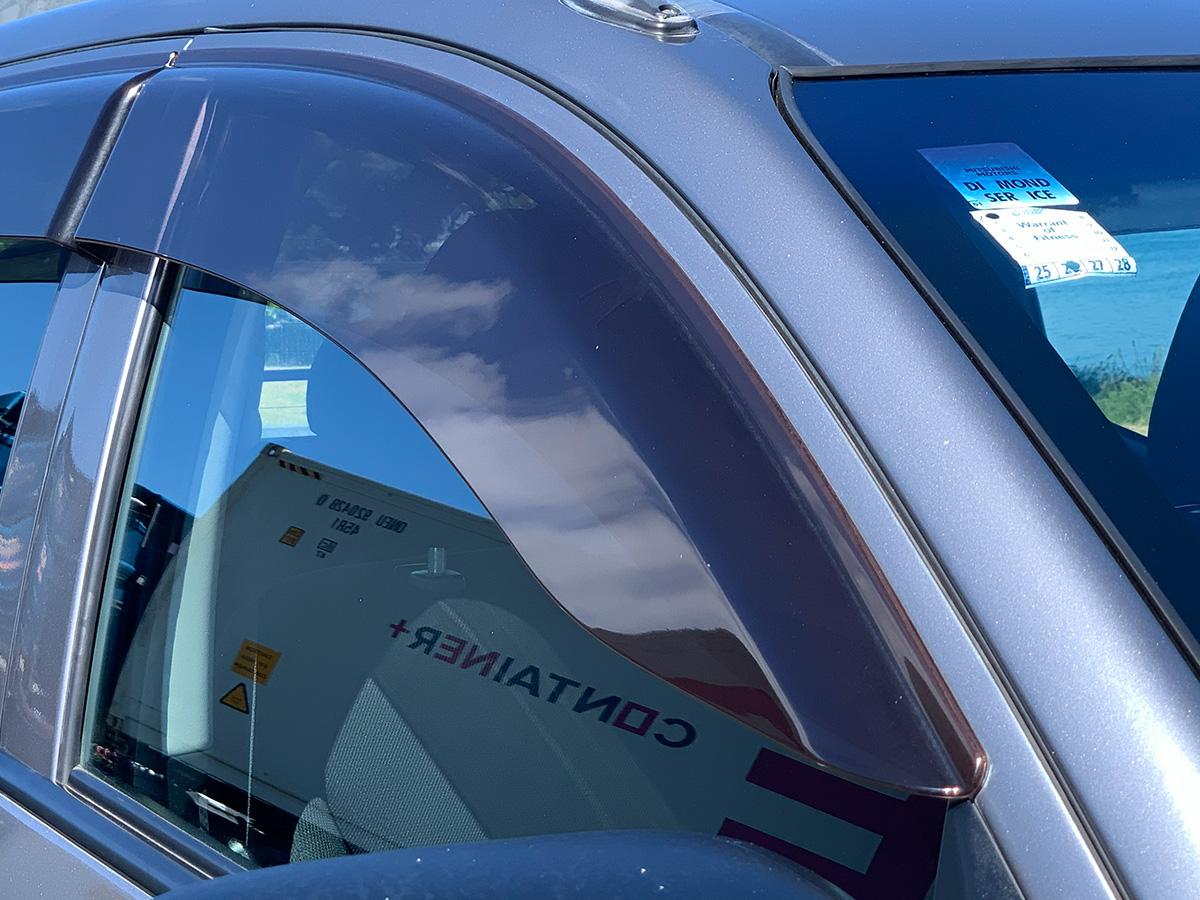 2017 Mitsubishi Triton GLX 4WD Double Cab Flat Deck