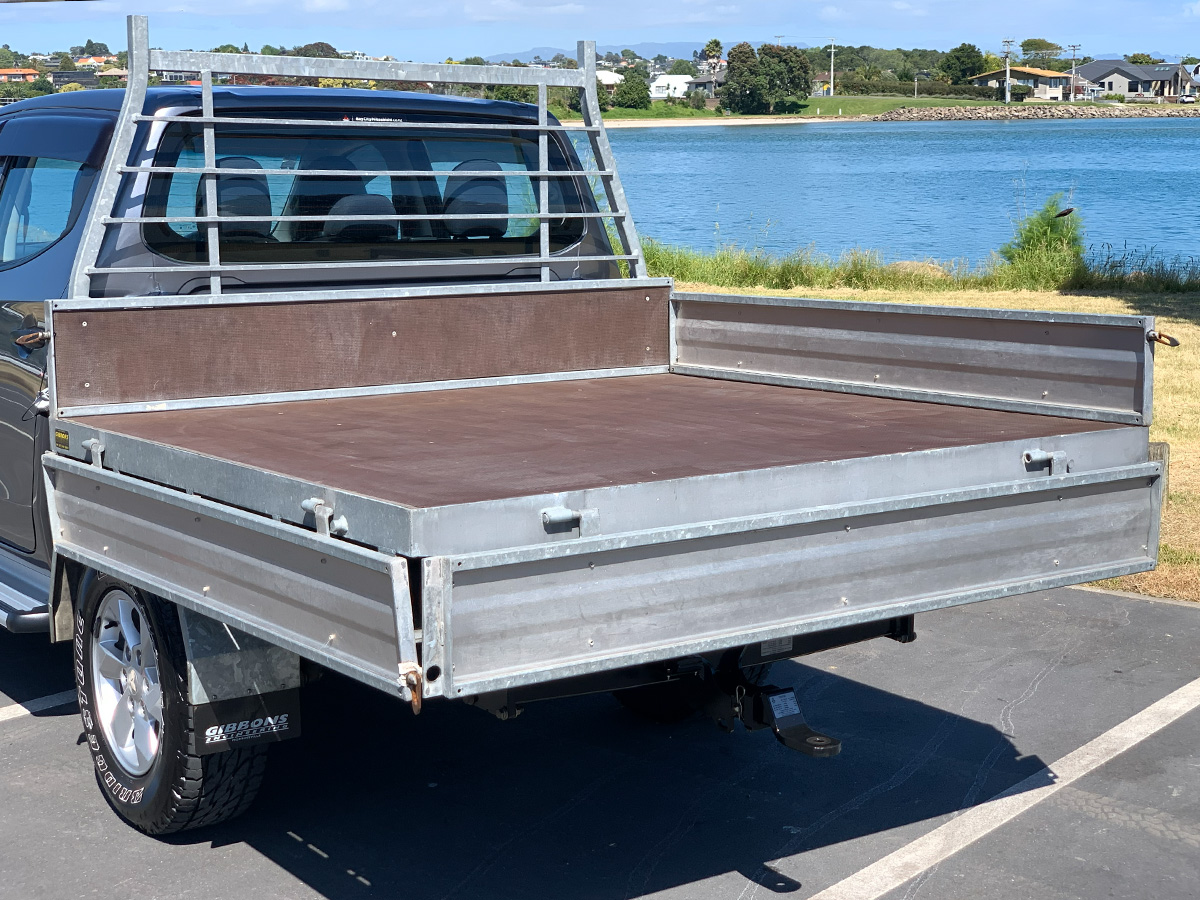 2017 Mitsubishi Triton GLX 4WD Double Cab Flat Deck