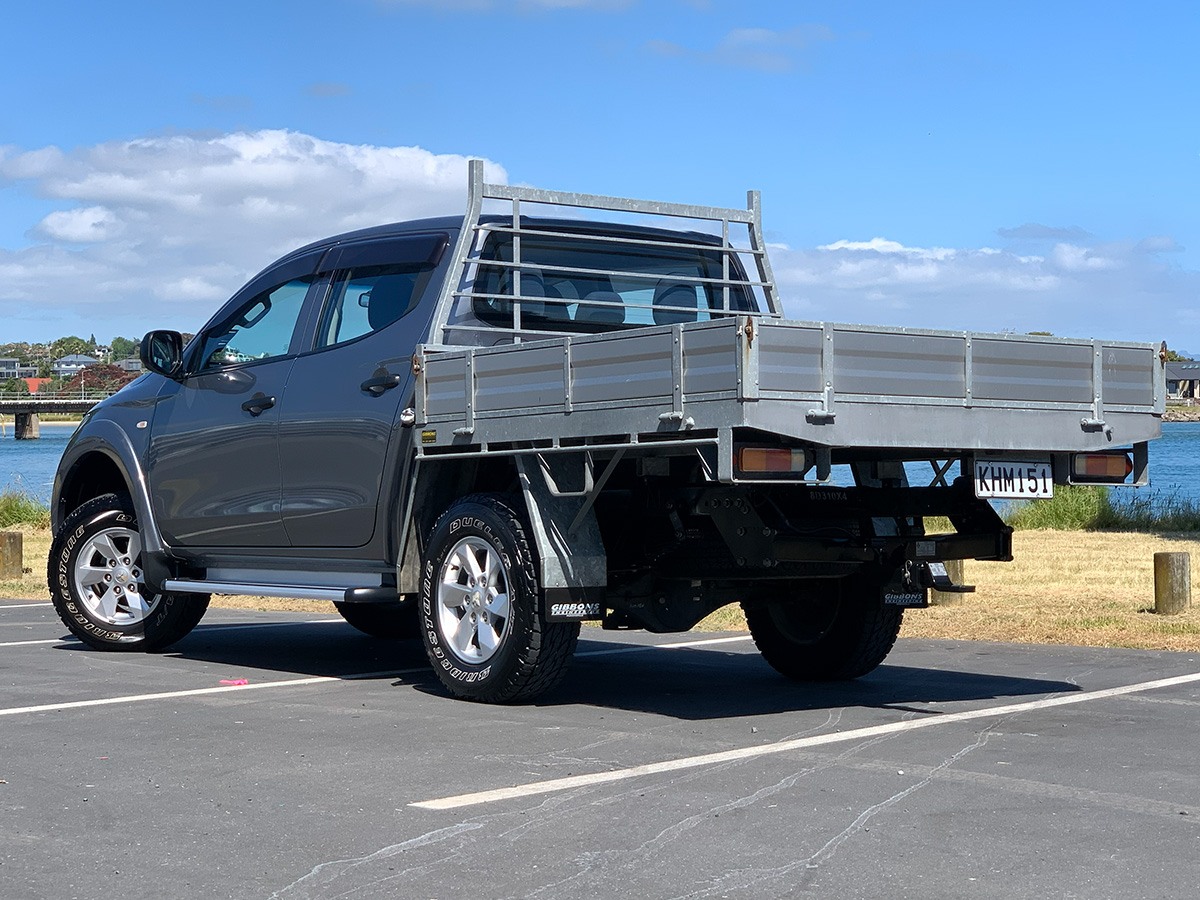 2017 Mitsubishi Triton GLX 4WD Double Cab Flat Deck