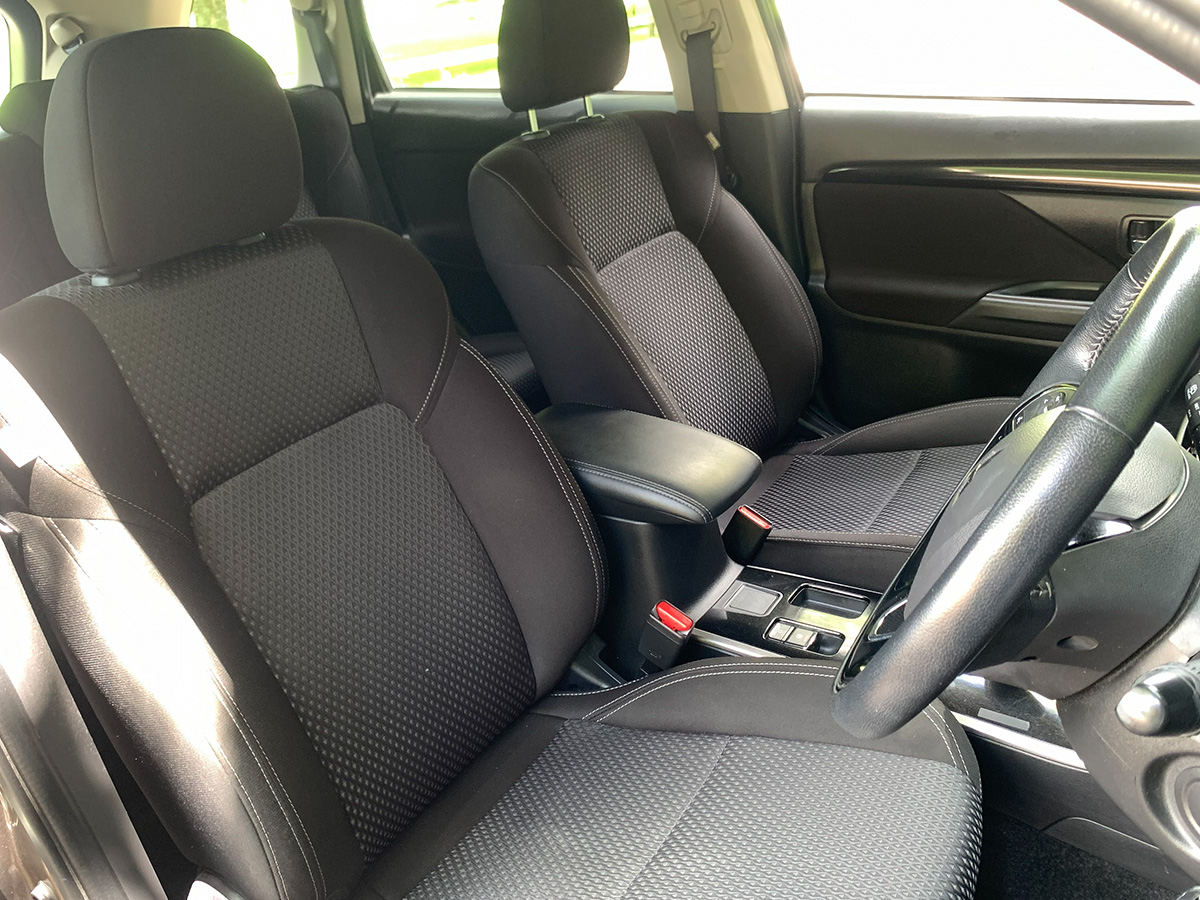 2022 Mitsubishi Outlander LS 2.4L Petrol 7 Seater Automatic