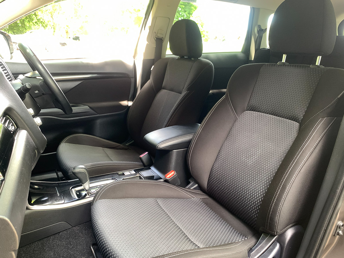 2022 Mitsubishi Outlander LS 2.4L Petrol 7 Seater Automatic