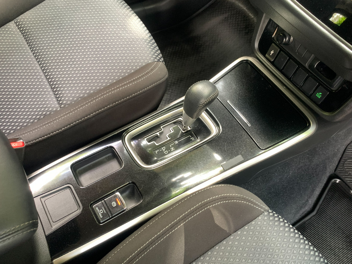 2022 Mitsubishi Outlander LS 2.4L Petrol 7 Seater Automatic