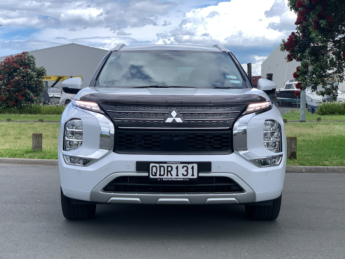 2023 Mitsubishi Outlander VRX PHEV HYBRID 4WD