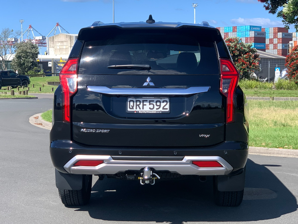 2024 Mitsubishi Pajero Sport VRX