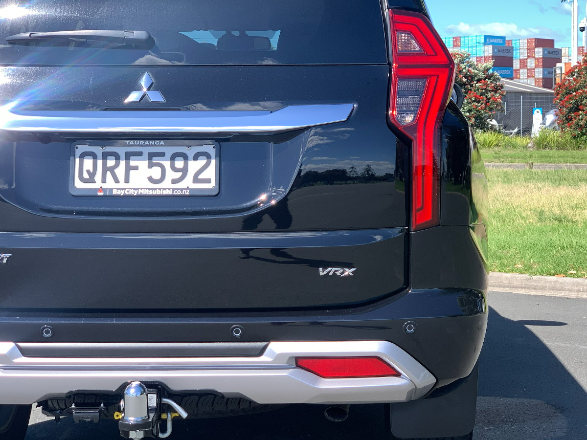 2024 Mitsubishi Pajero Sport VRX