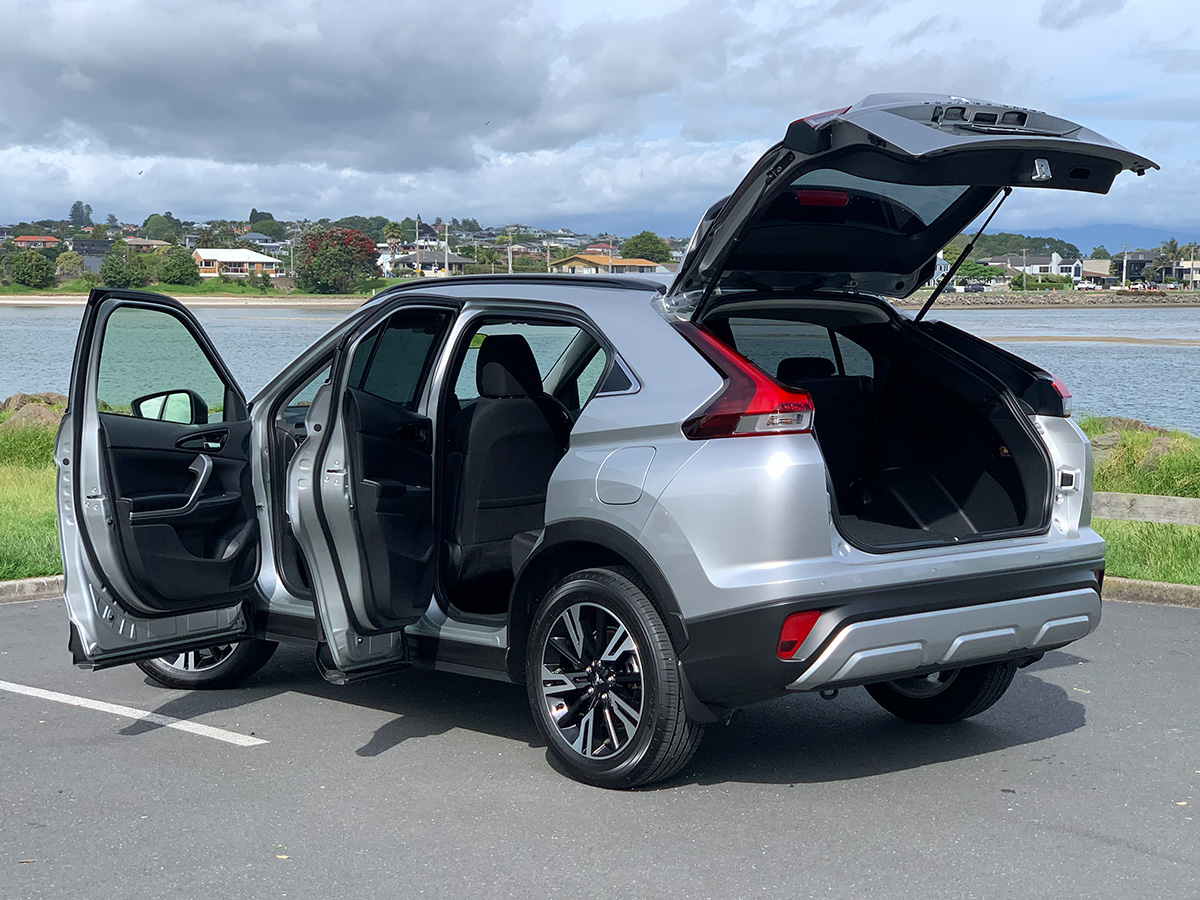 2025 Mitsubishi Eclipse Cross XLS 2WD