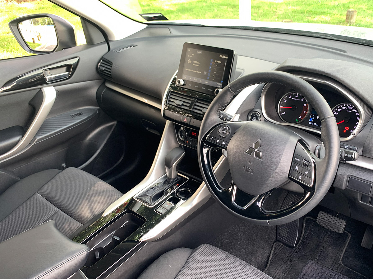 2025 Mitsubishi Eclipse Cross XLS 2WD