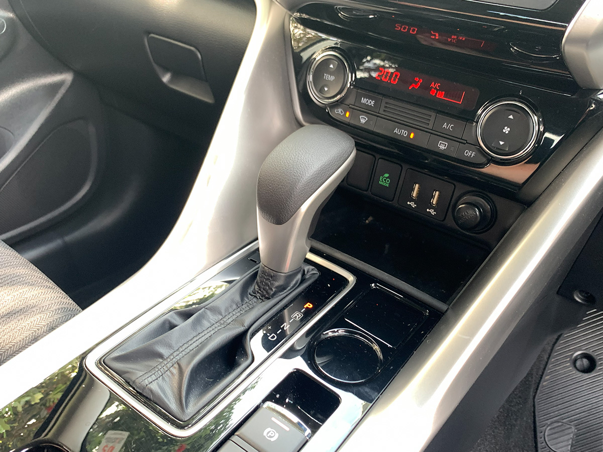 2025 Mitsubishi Eclipse Cross XLS 2WD