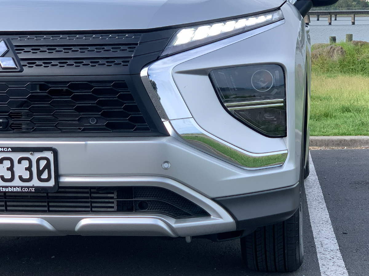 2025 Mitsubishi Eclipse Cross XLS 2WD