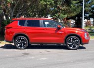 2025 Mitsubishi Outlander XLS PHEV Hybrid 4WD