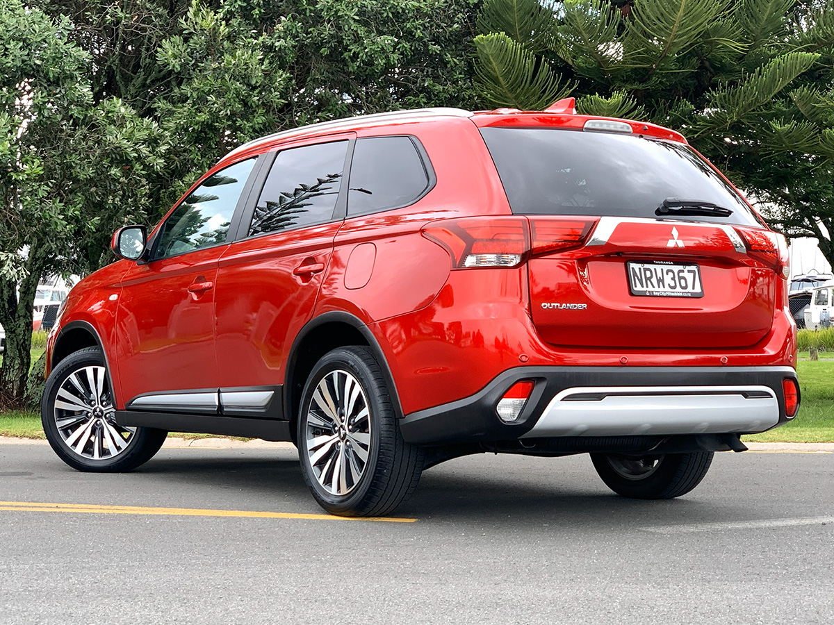 2021 Mitsubishi Outlander LS 2.4L Petrol 7 Seater Automatic