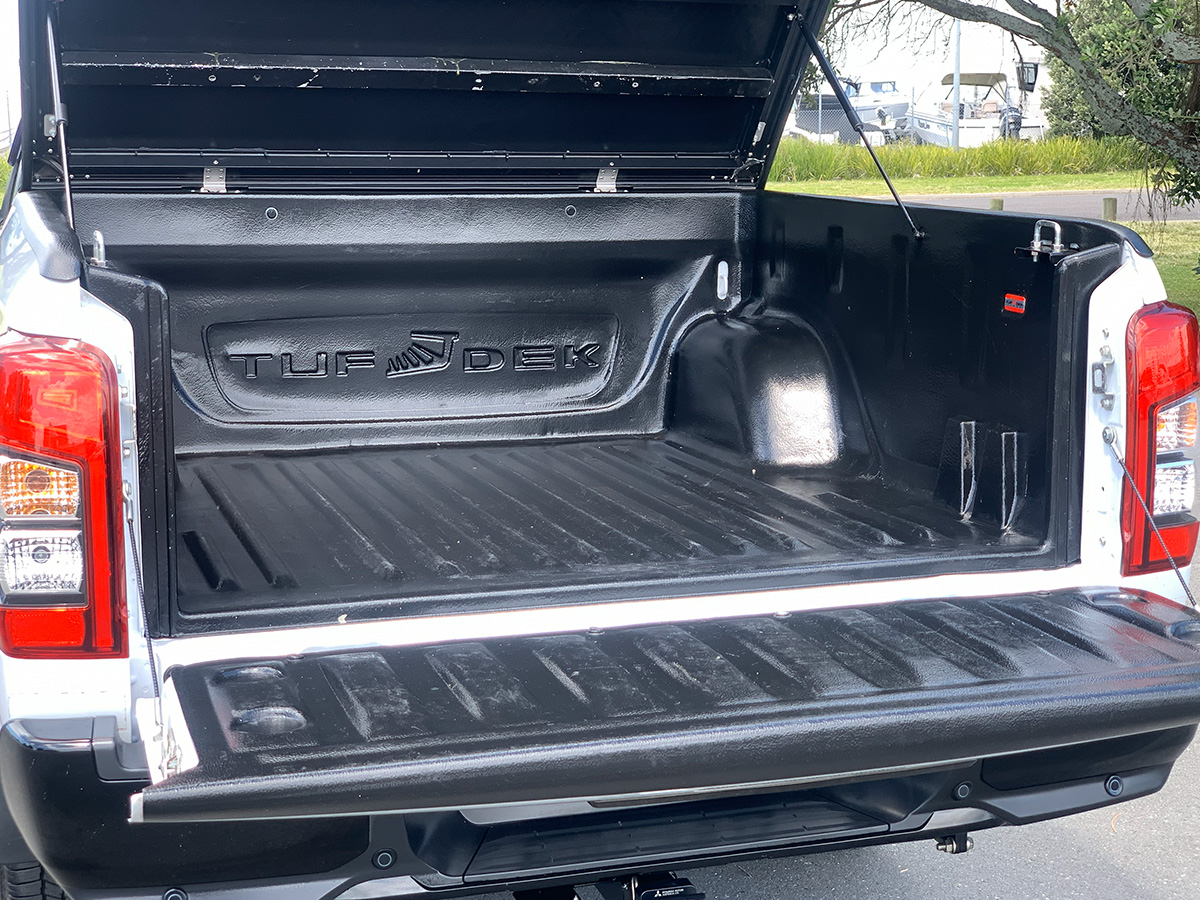 2022 Mitsubishi Triton VRX Black Edition Double Cab 2WD Auto