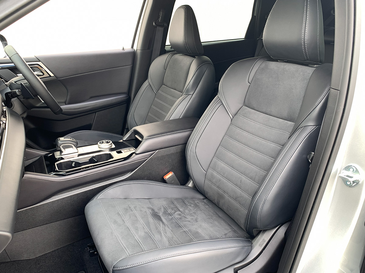 2025 Mitsubishi Outlander XLS 4WD 7 Seater 2.5L Petrol Auto