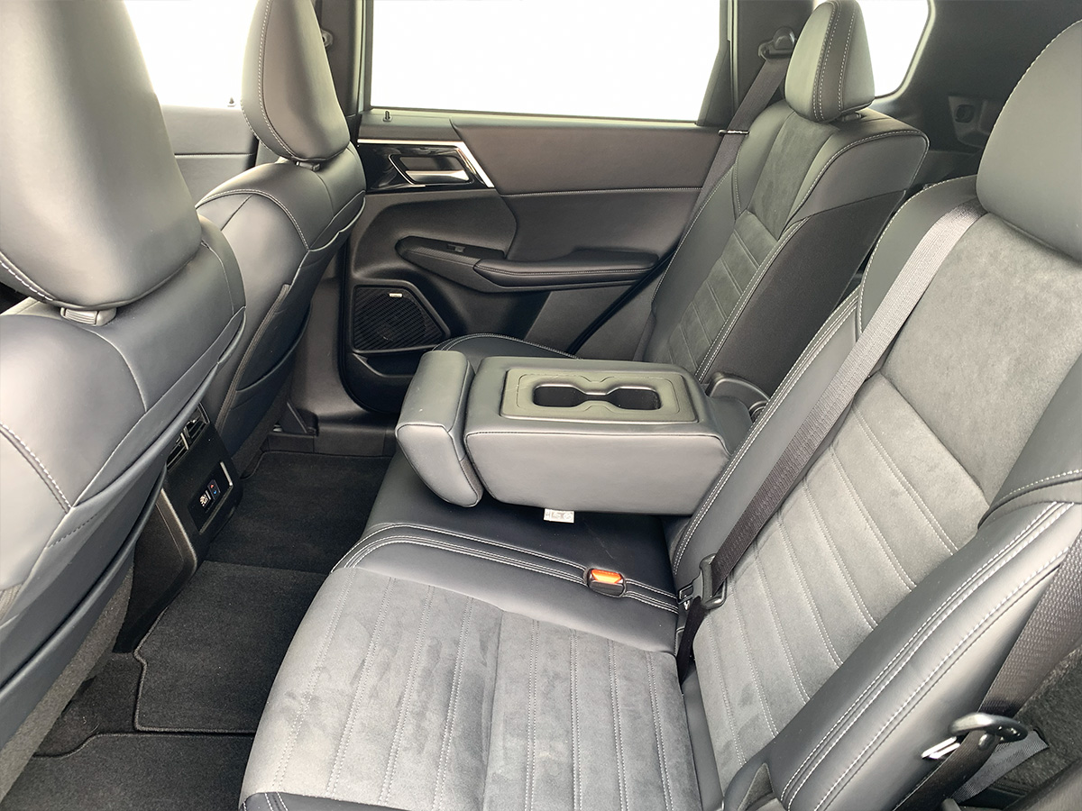 2025 Mitsubishi Outlander XLS 4WD 7 Seater 2.5L Petrol Auto