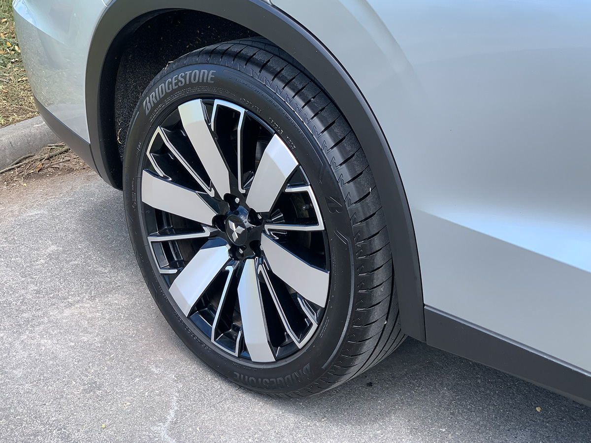 2025 Mitsubishi Outlander XLS 4WD 7 Seater 2.5L Petrol Auto