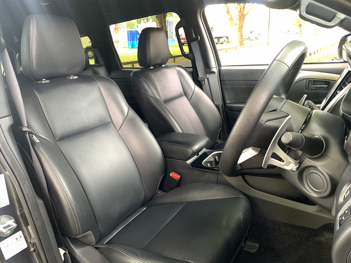 2025 Mitsubishi Pajero Sport VRX Black Edition