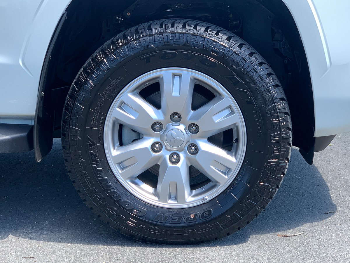 2025 Mitsubishi Triton GLX Double Cab 2WD