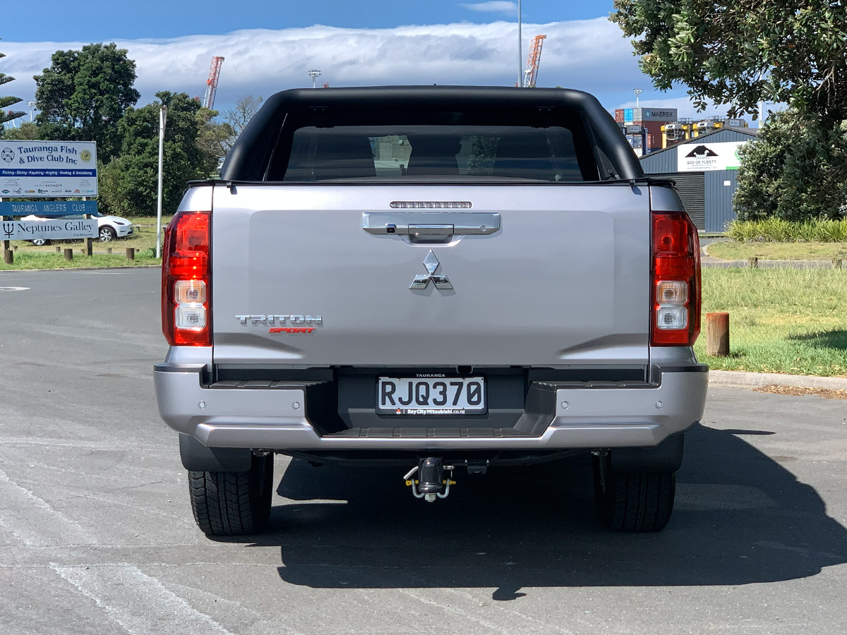 2025 Mitsubishi Triton GLX 4WD SPORT