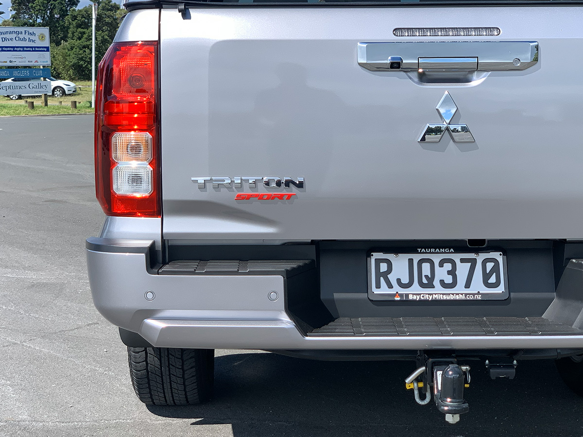 2025 Mitsubishi Triton GLX 4WD SPORT