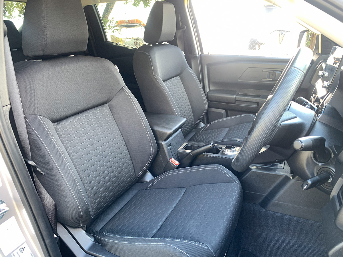 2025 Mitsubishi Triton GLX 4WD SPORT