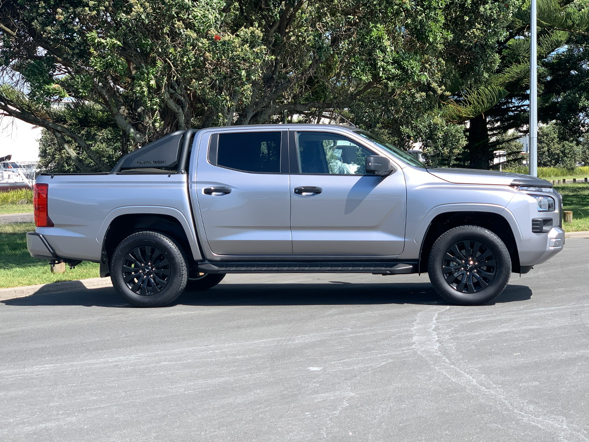 2025 Mitsubishi Triton GLX 4WD SPORT