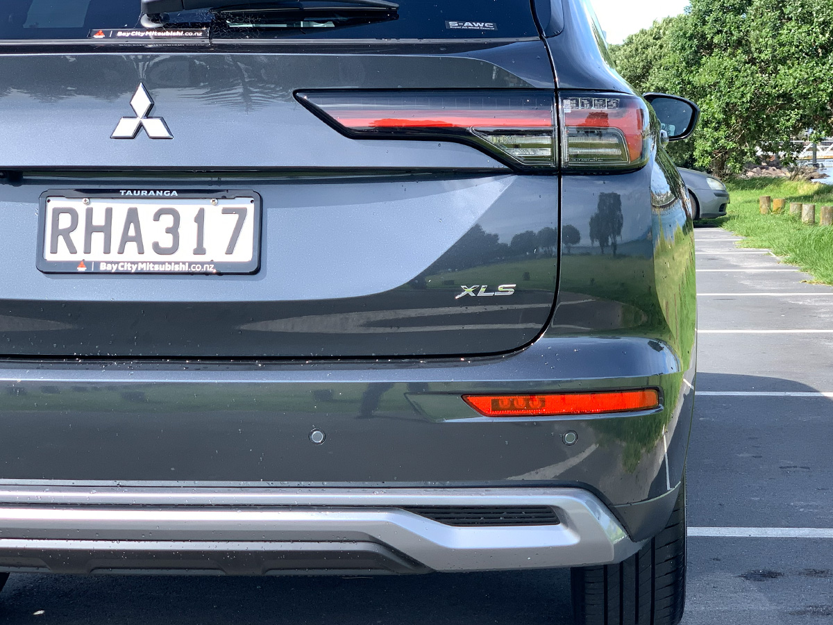 2025 Mitsubishi Outlander XLS 4WD 7 Seater 2.5L Petrol Auto