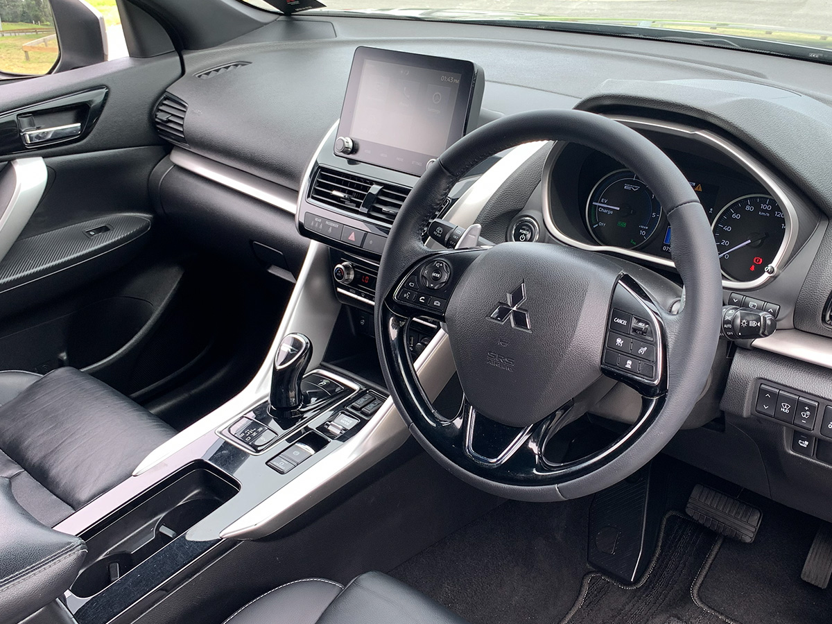 2021 Mitsubishi Eclipse Cross PHEV VRX Hybrid 4WD