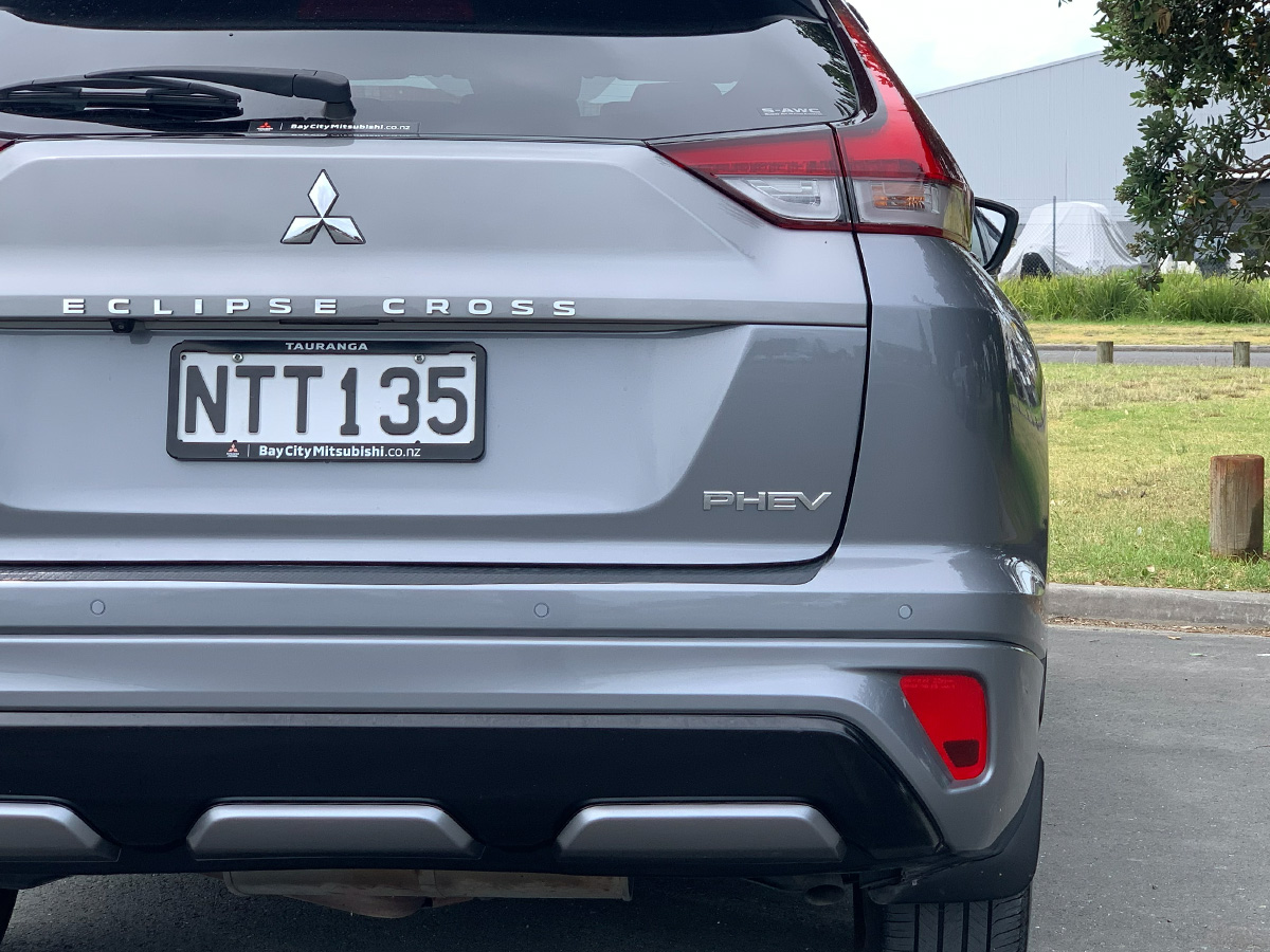 2021 Mitsubishi Eclipse Cross PHEV VRX Hybrid 4WD