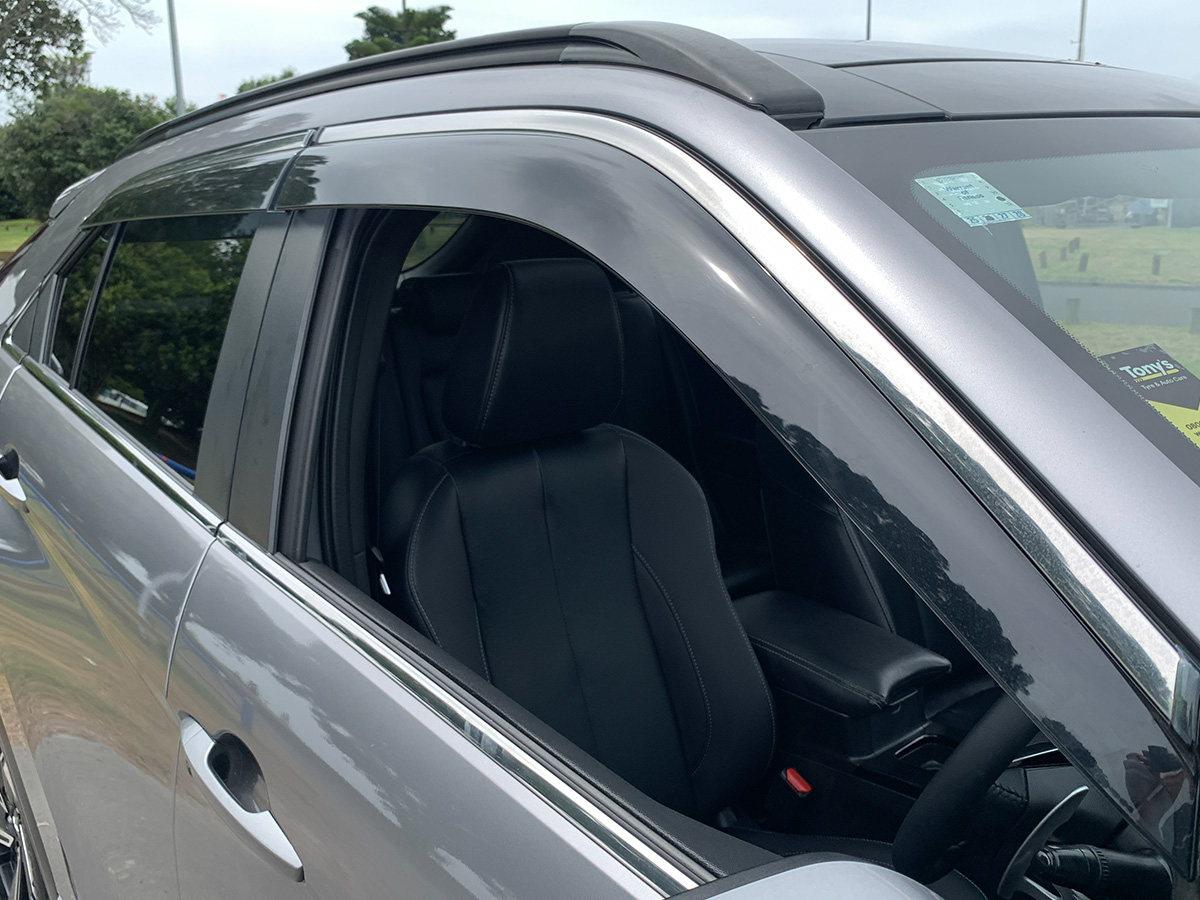 2021 Mitsubishi Eclipse Cross PHEV VRX Hybrid 4WD