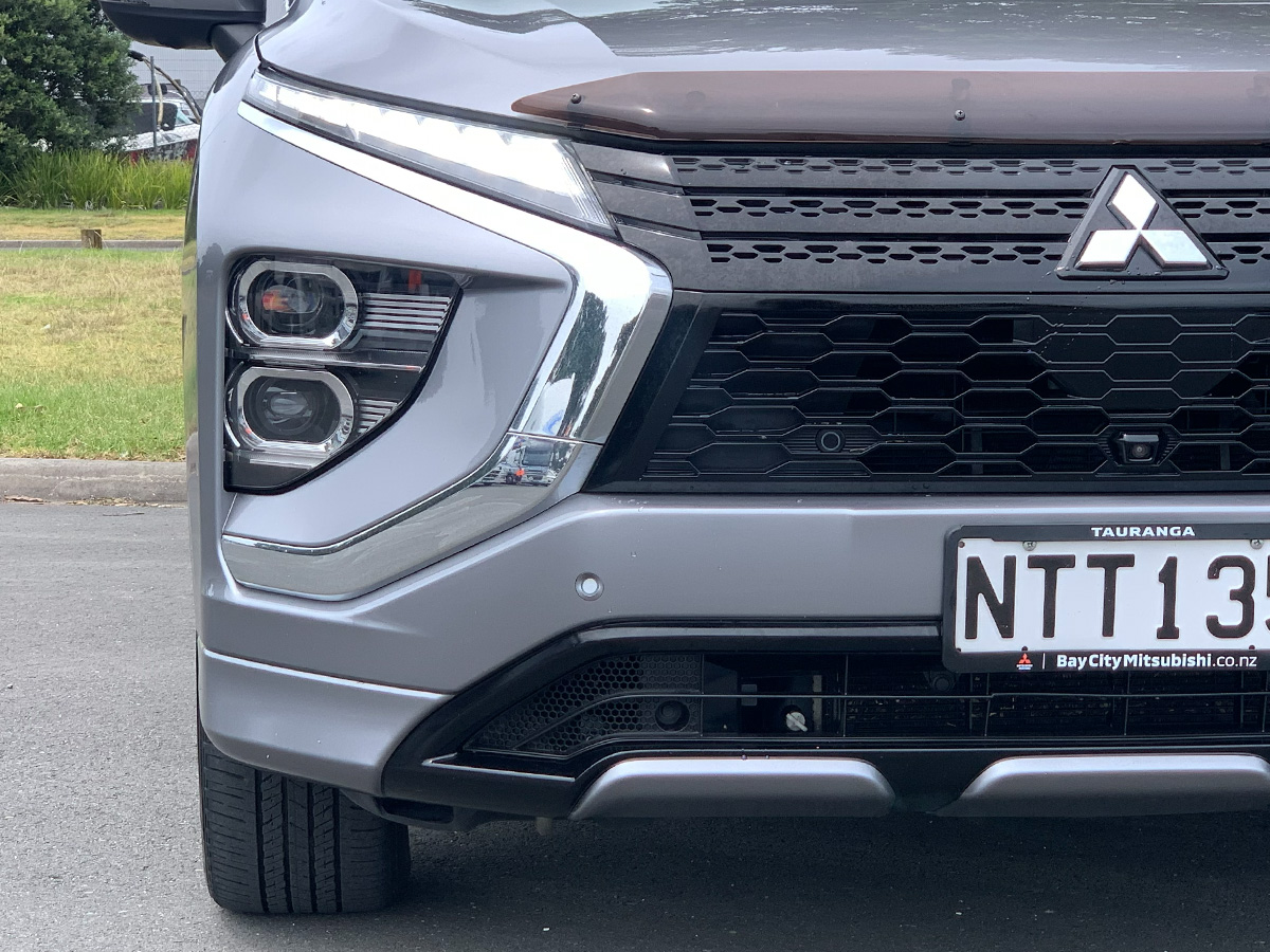 2021 Mitsubishi Eclipse Cross PHEV VRX Hybrid 4WD